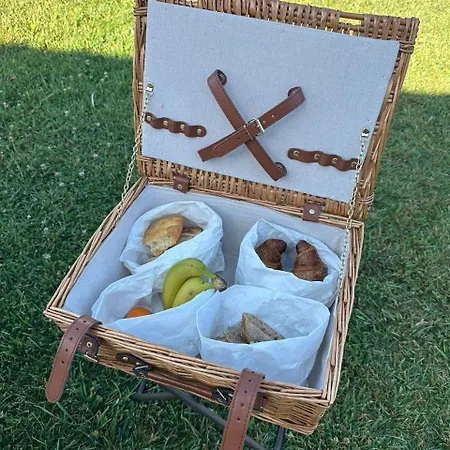 La Vista - Adults Only