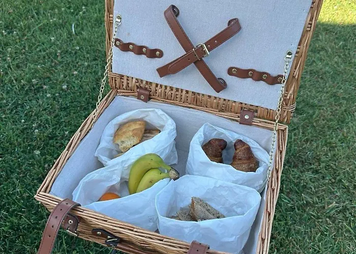 La Vista - Adults Only